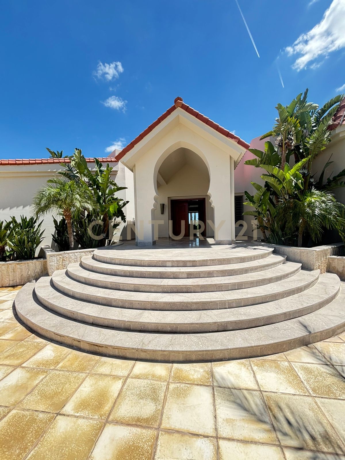 À vendre villa de maitre S+5 à Mornag