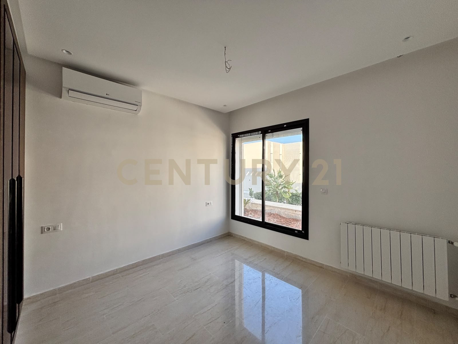À vendre appartement S+2 Ain Zaghouan Nord