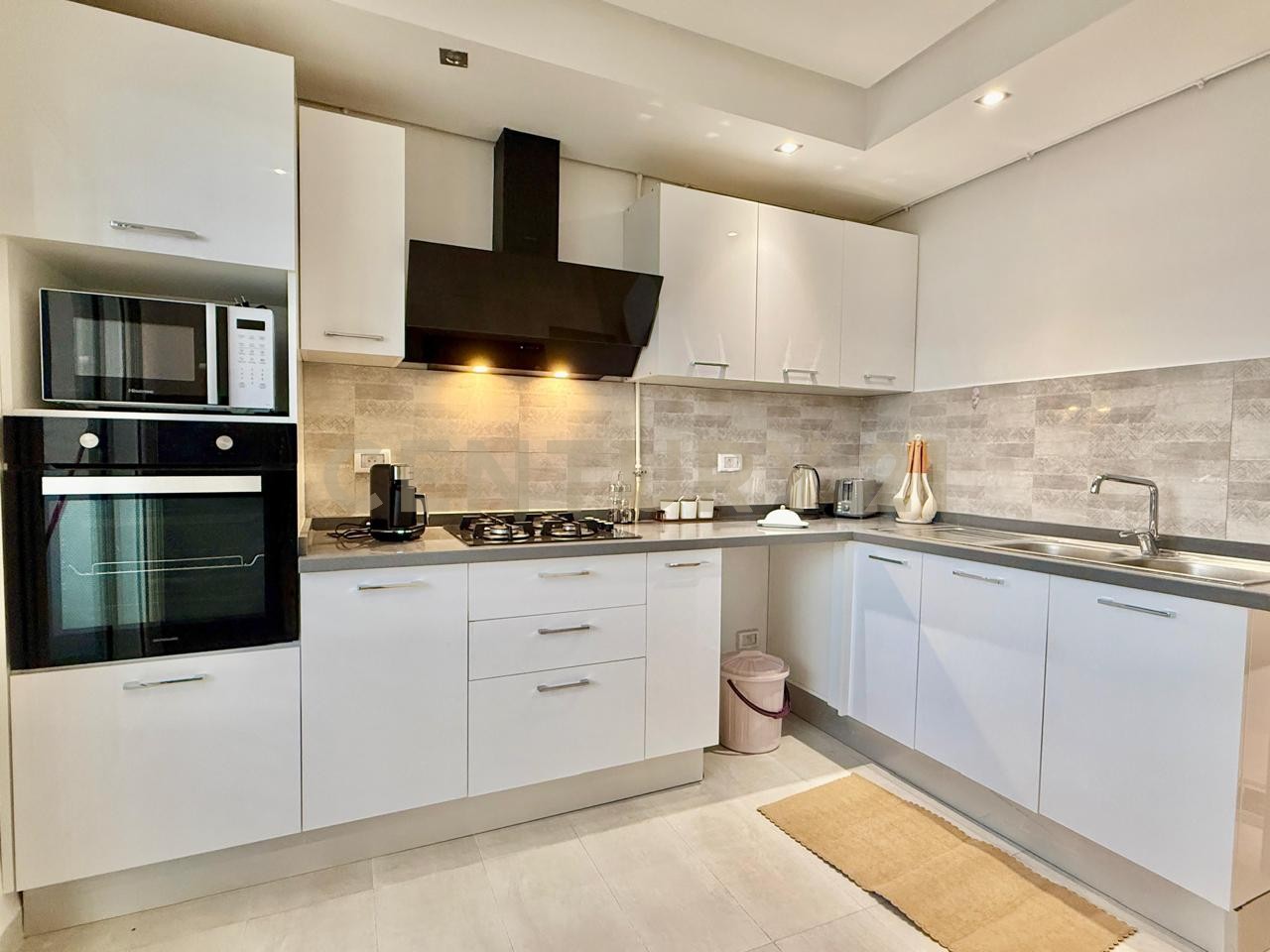 À vendre appartement S+2 Ain Zaghouan Nord