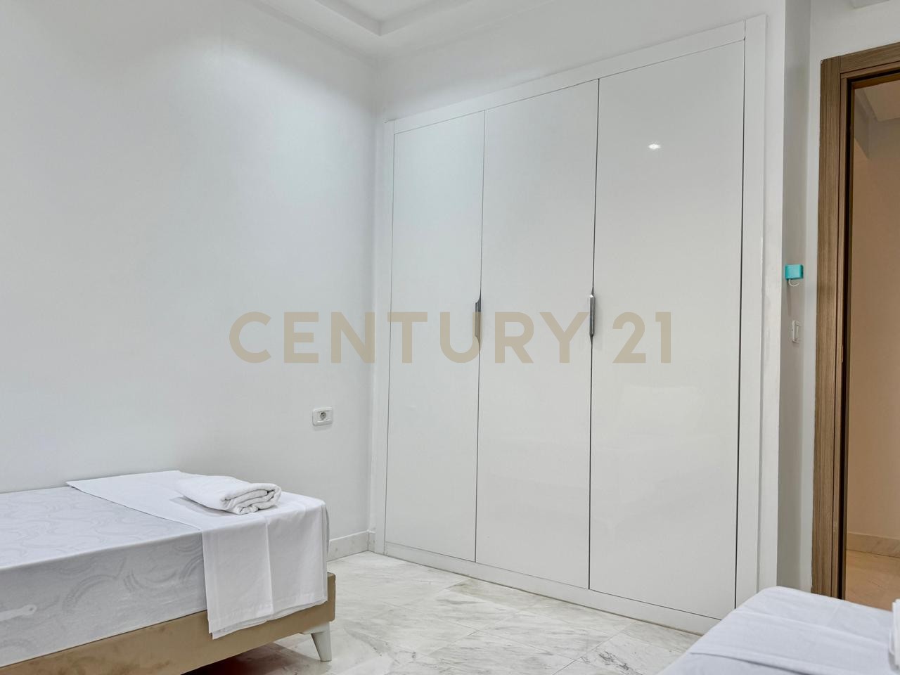 À vendre appartement S+2 Ain Zaghouan Nord