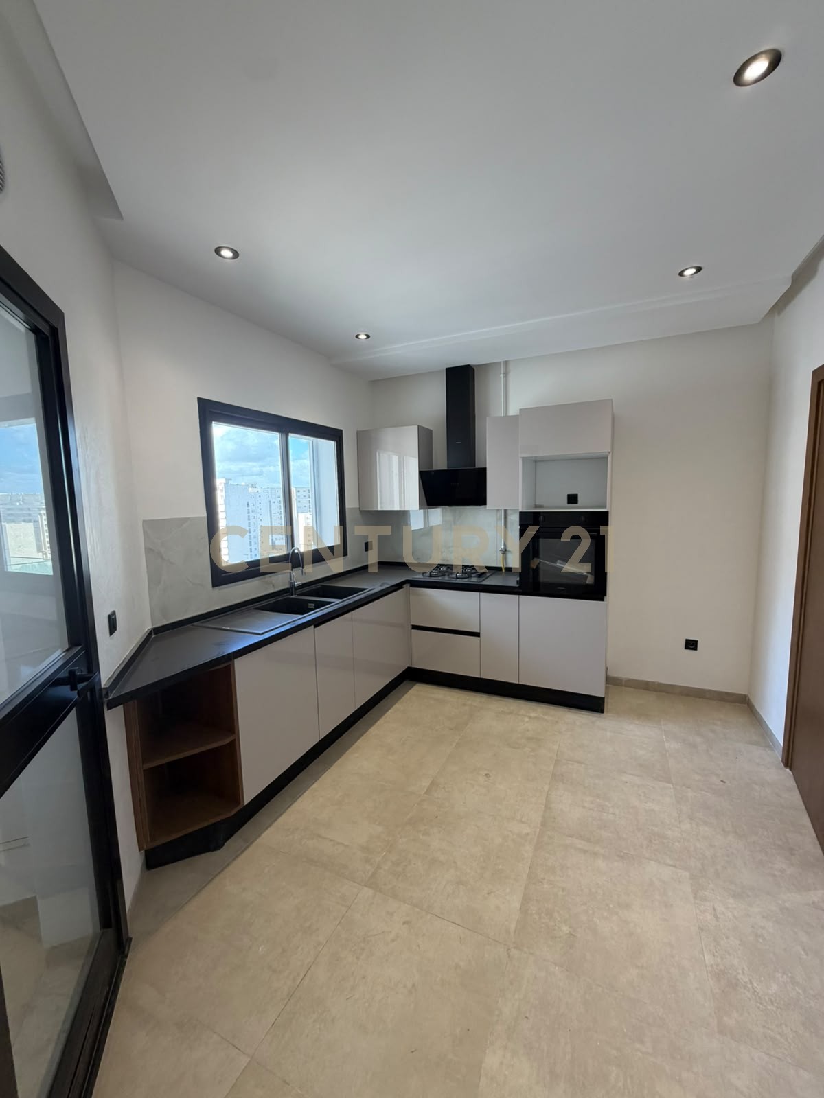 À vendre appartement S+2 Jardins de Carthage