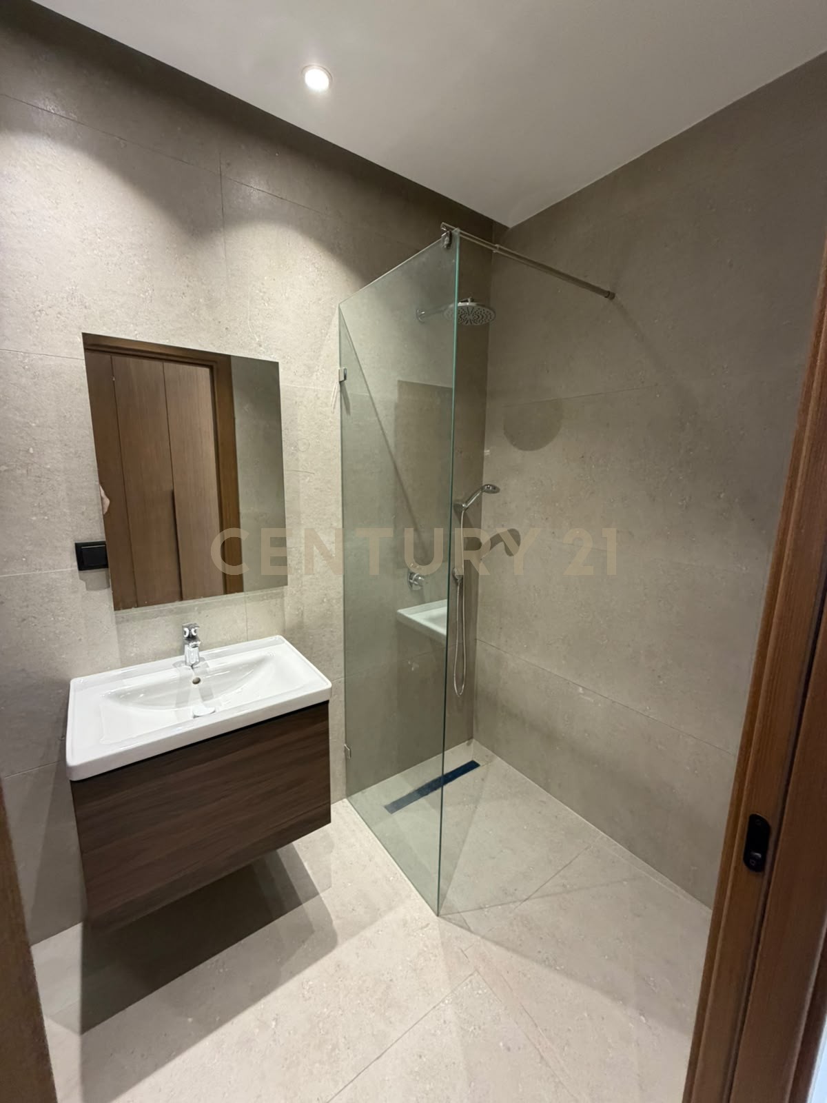 À vendre appartement S+2 Jardins de Carthage
