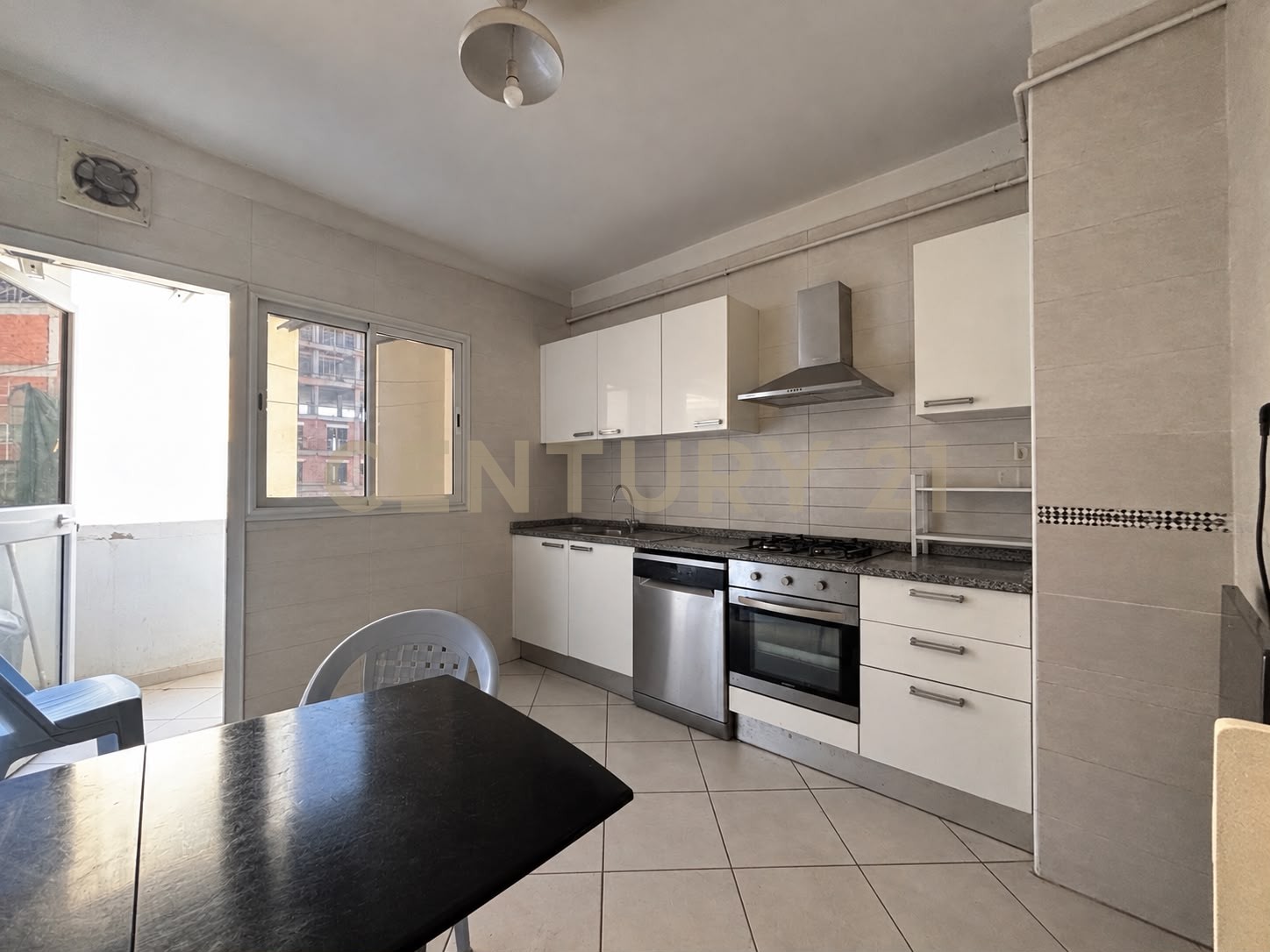 À vendre appartement S+2 Jardins de Carthage
