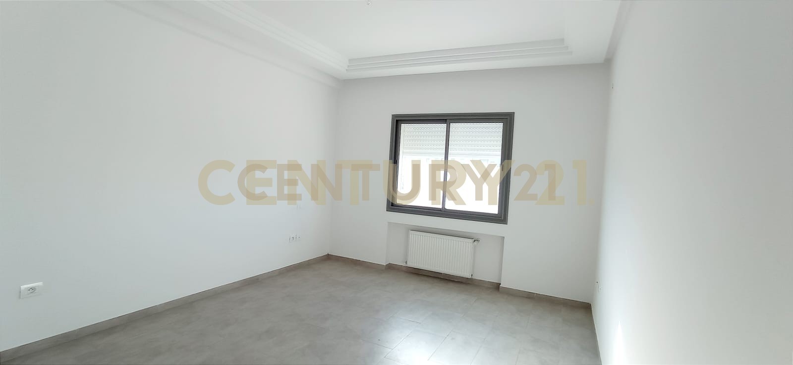 À louer appartement S+3 Cite Snit