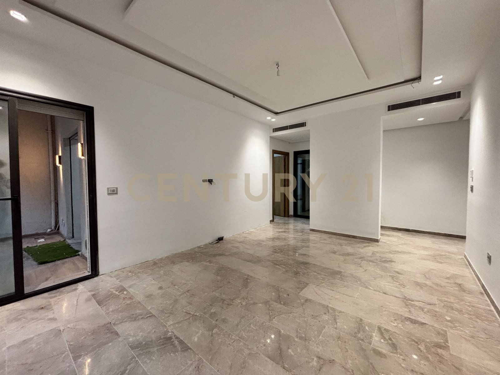 À vendre appartement S+2 Ain Zaghouan Nord