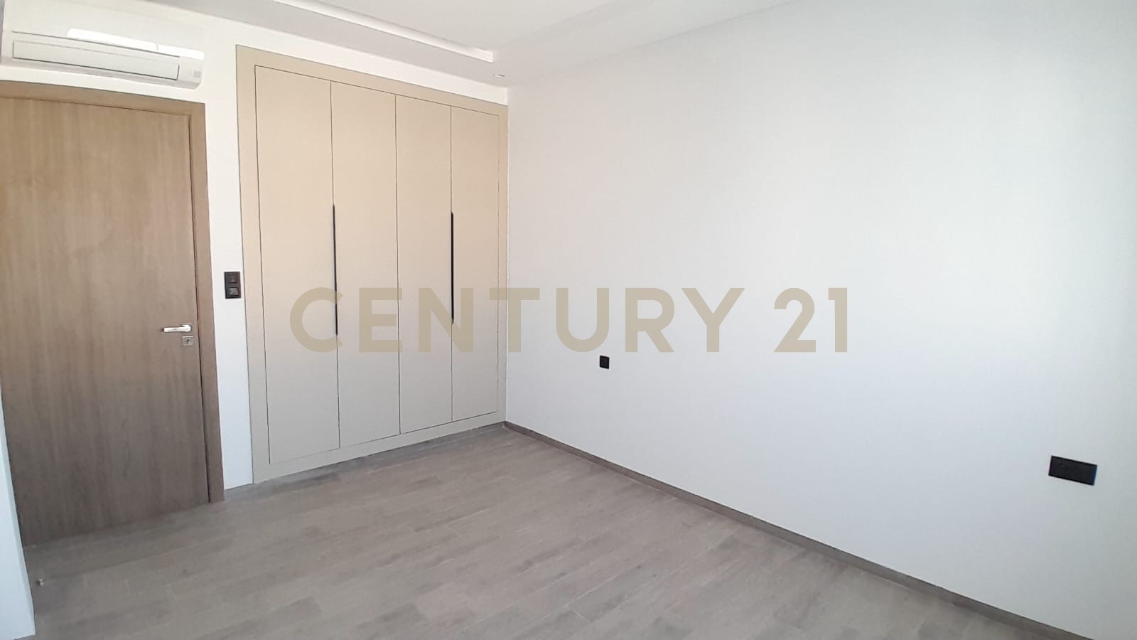 À vendre appartement S+3 La Nouvelle Soukra