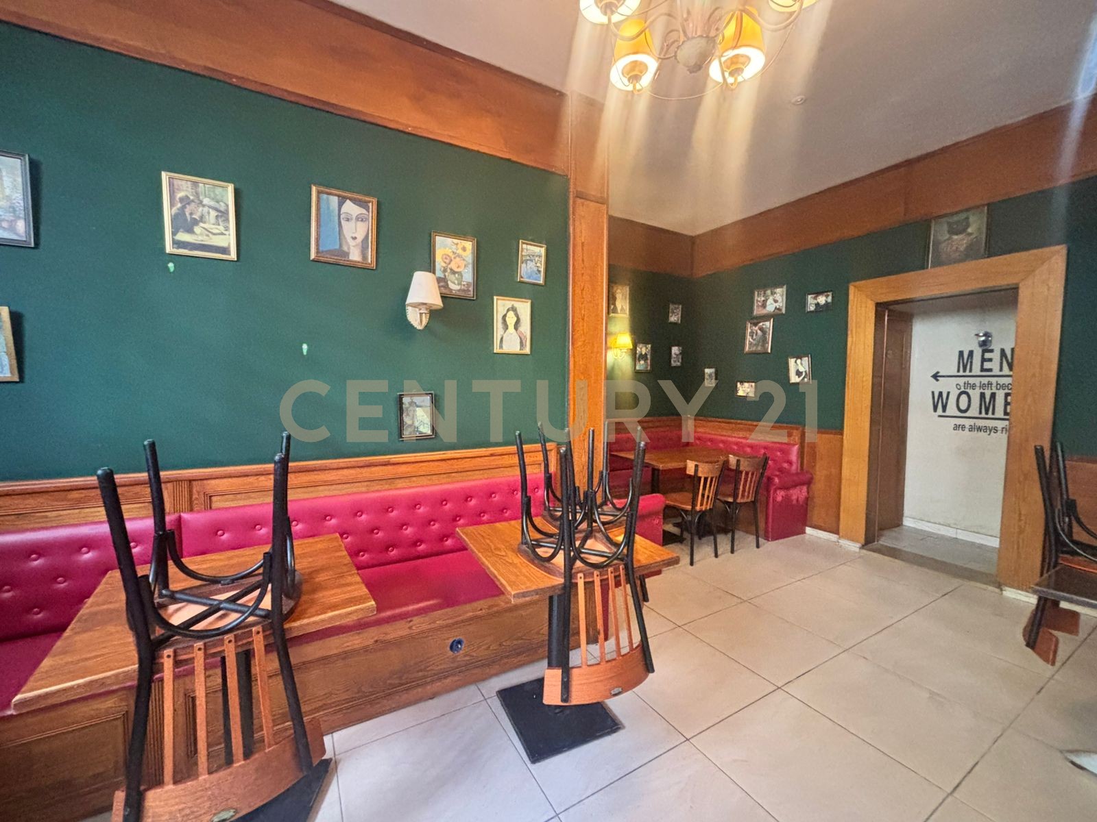 À vendre fonds de commerce  Les berges du Lac 1