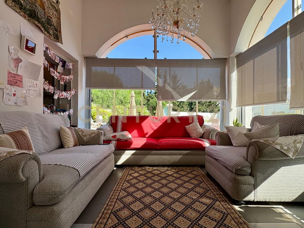Villa S+8 à vendre à La Soukra - 800 m² – photo 3 sur 14