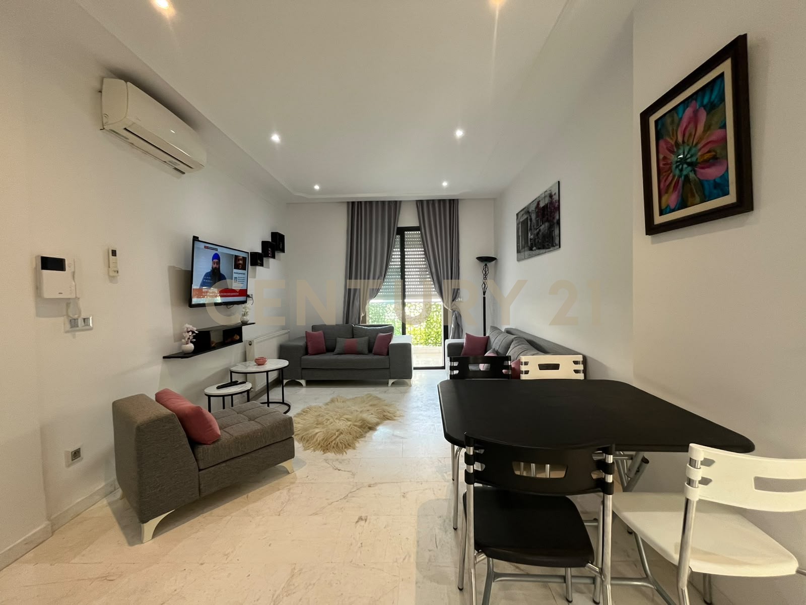 À louer appartement S+2 meublé Marsa Plage