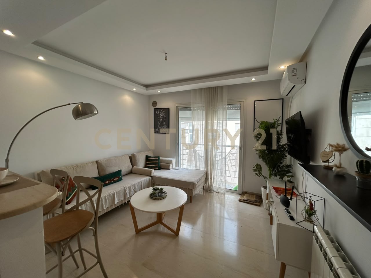 À louer appartement S+1 meublé La Soukra