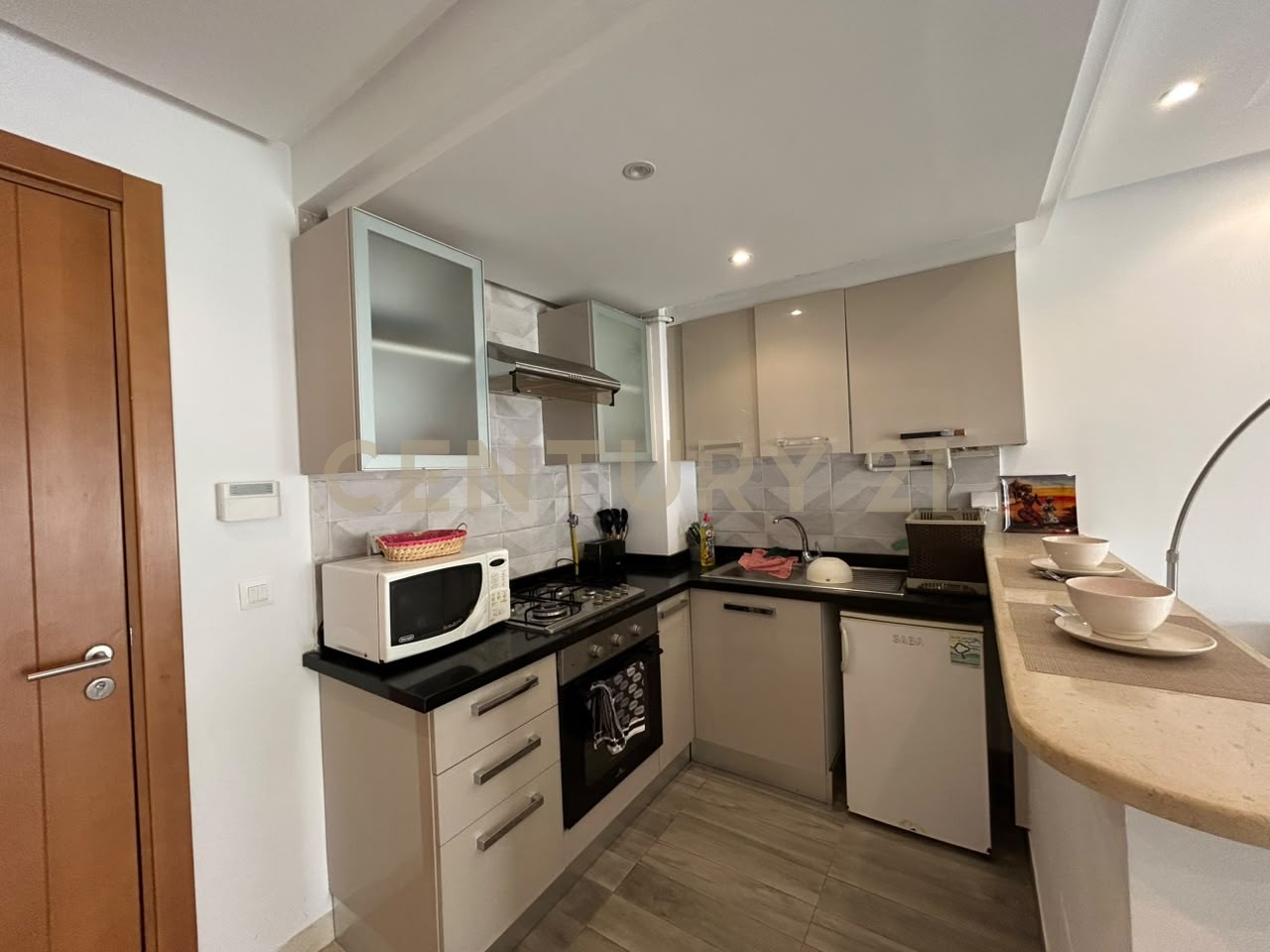 À louer appartement S+1 meublé La Soukra