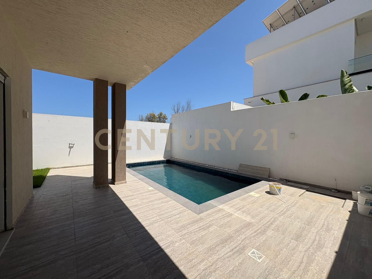 Villa S+4 à vendre à Chotrana 1 - 295 m² – photo 8 sur 16