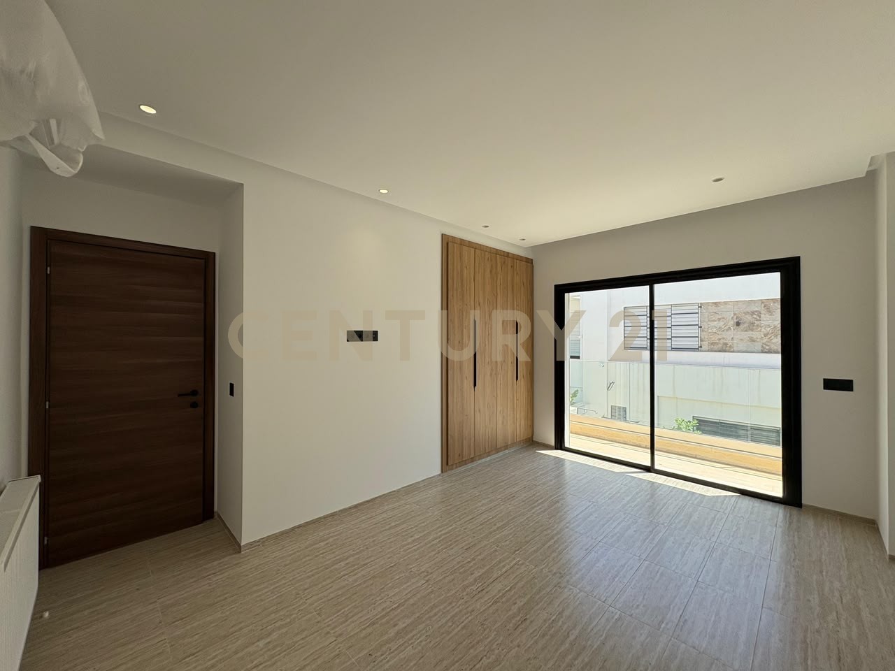 Villa S+4 à vendre à Chotrana 1 - 295 m² – photo 10 sur 16