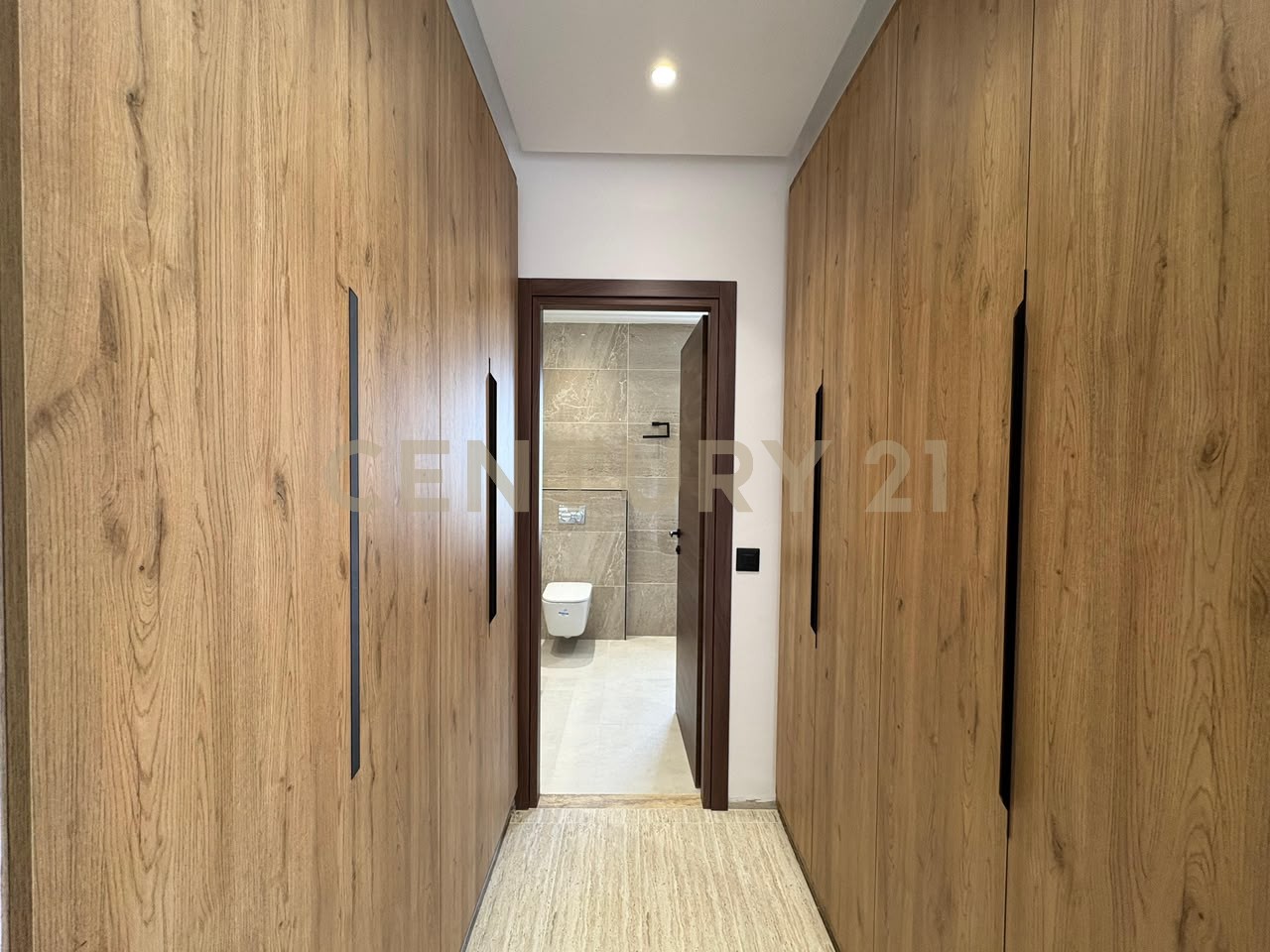 Villa S+4 à vendre à Chotrana 1 - 295 m² – photo 12 sur 16