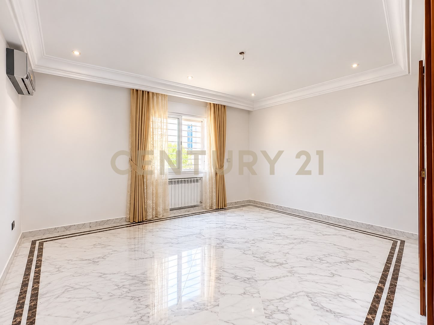 Appartement S+4 à louer à Ain Zaghouan Nord - 259 m² – photo 5 sur 10