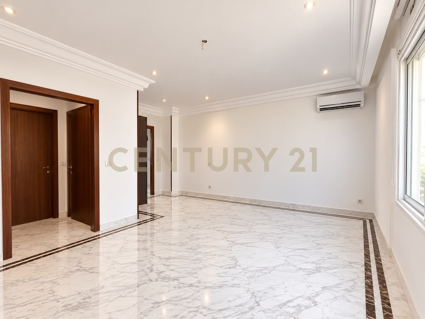 Appartement S+4 à louer à Ain Zaghouan Nord - 259 m² – photo 6 sur 10