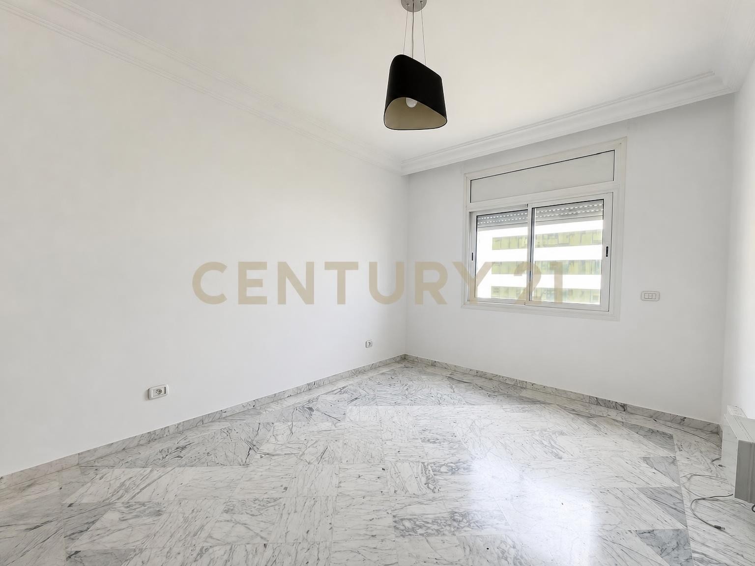 À louer appartement S+4 Centre urbain nord