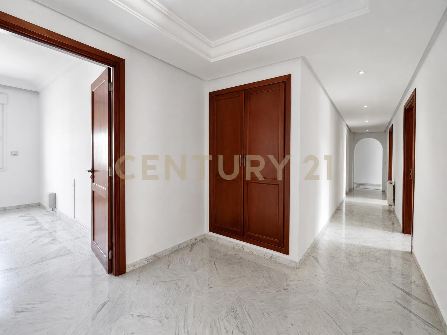 À louer appartement S+4 Centre urbain nord