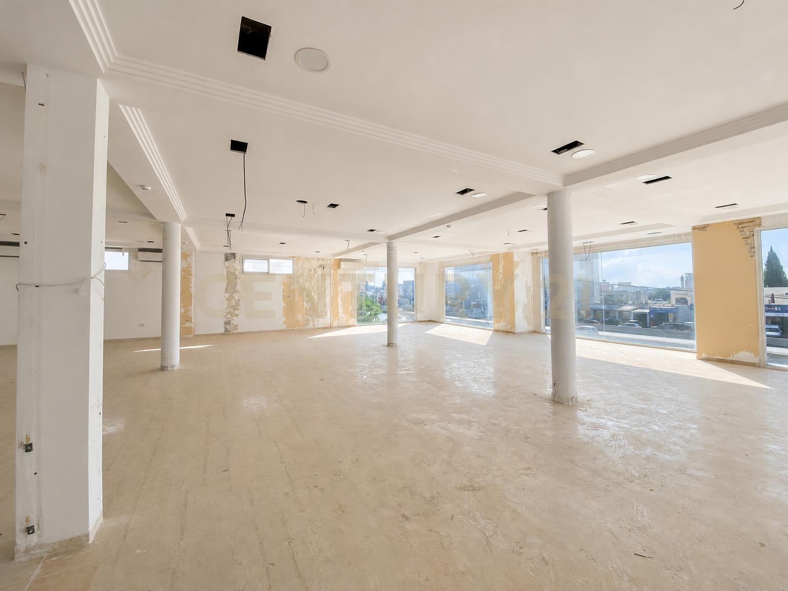 Local Commercial à louer au Bardo Centre - 259 m²