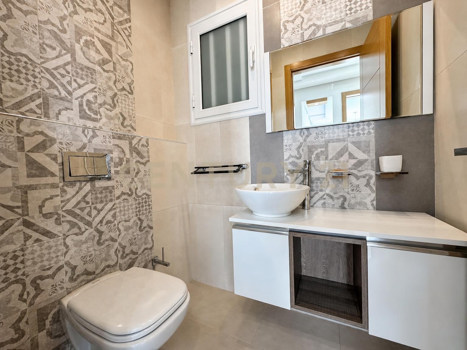 Appartement S+2 à vendre à Chotrana 1 - 127 m² – photo 4 sur 8